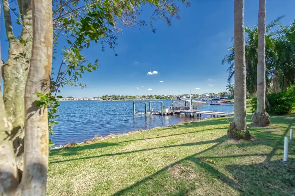 5225 Brighton Shore Drive Apollo Beach FL 33572
