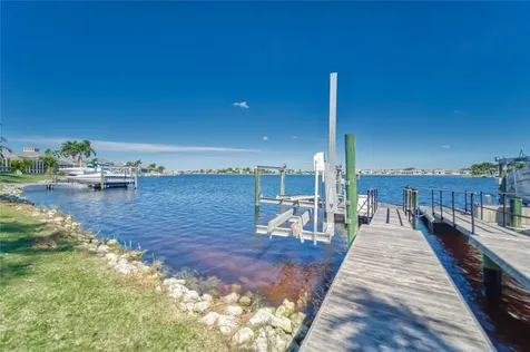 5225 Brighton Shore Drive Apollo Beach FL 33572