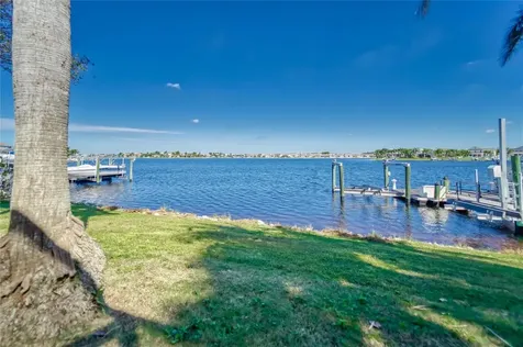 5225 Brighton Shore Drive Apollo Beach FL 33572