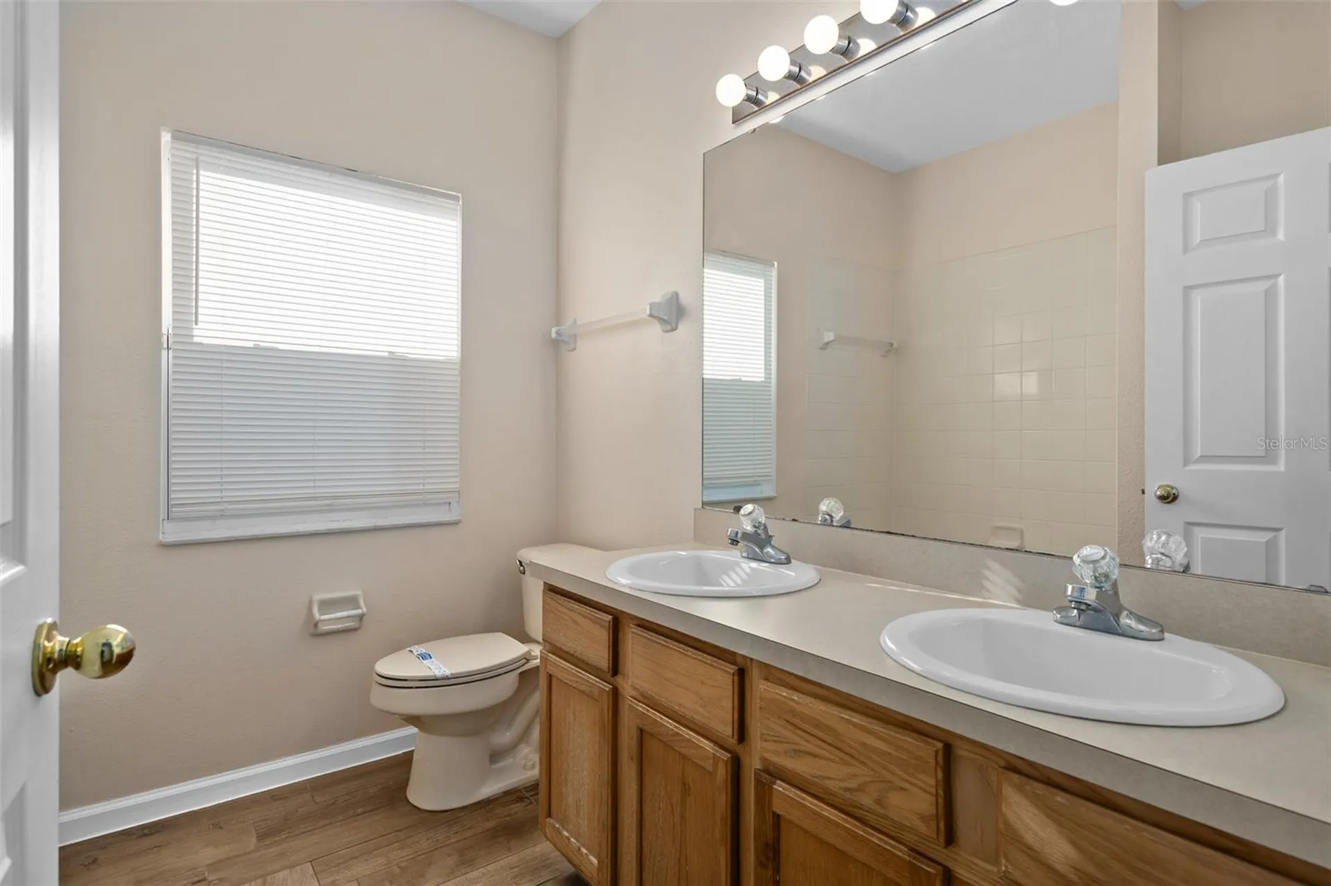 1513 Harrier Drive Orlando FL 32837