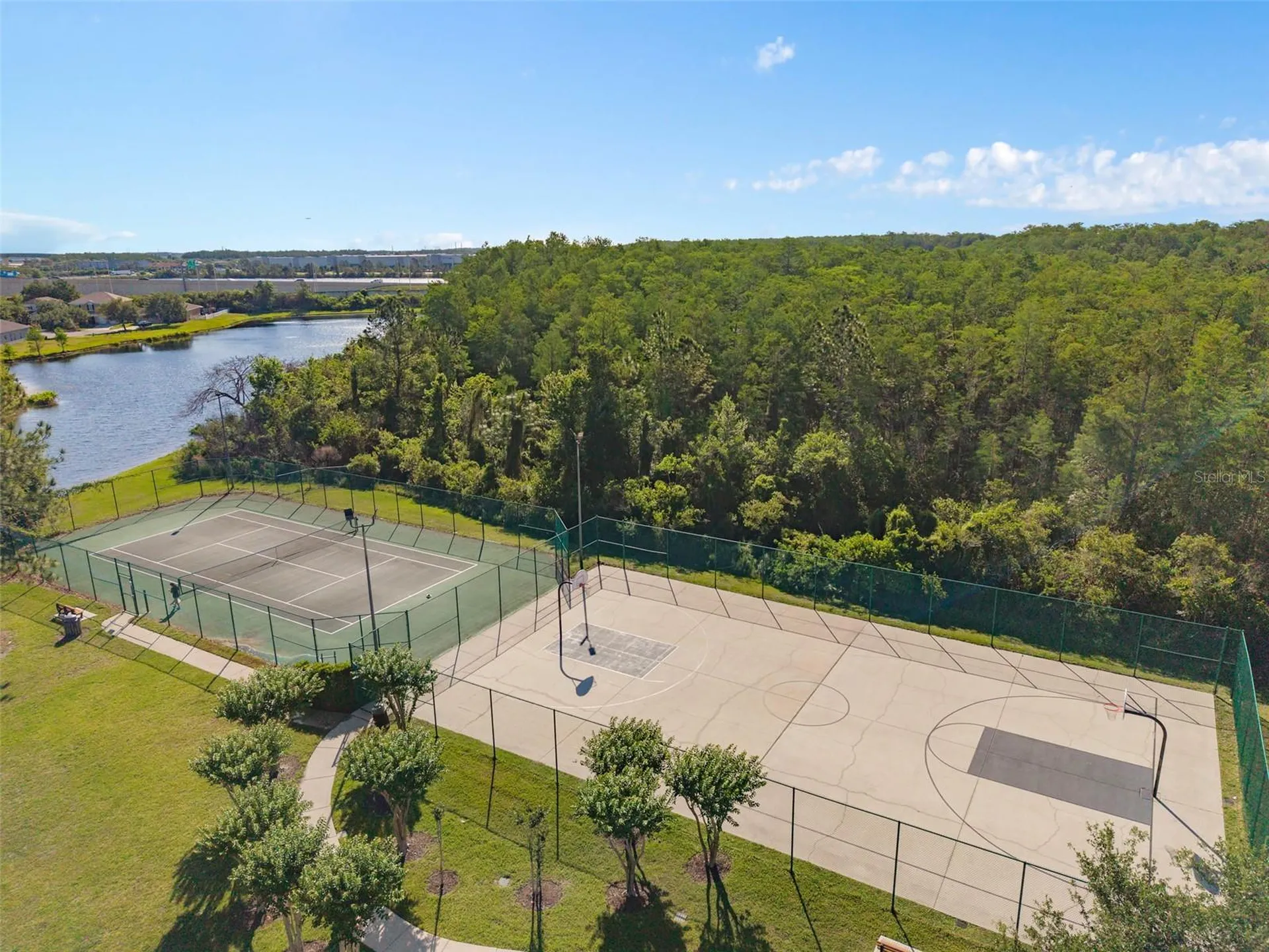 1513 Harrier Drive Orlando FL 32837