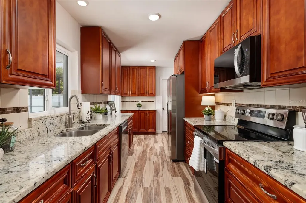 1732 Emerald Drive Clearwater FL 33756