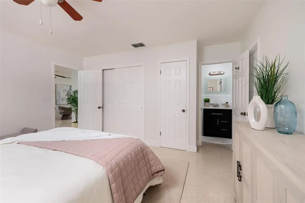 1732 Emerald Drive Clearwater FL 33756