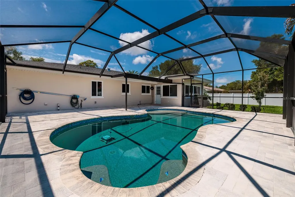 1732 Emerald Drive Clearwater FL 33756