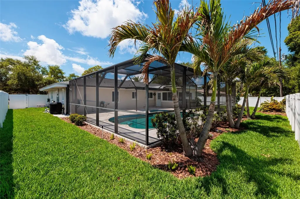 1732 Emerald Drive Clearwater FL 33756