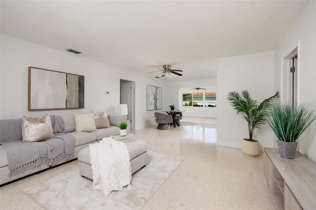 1732 Emerald Drive Clearwater FL 33756