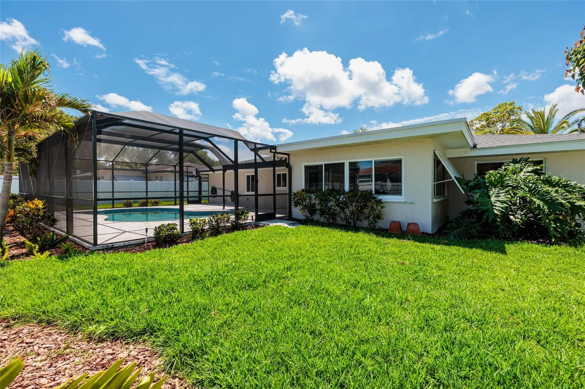 1732 Emerald Drive Clearwater FL 33756