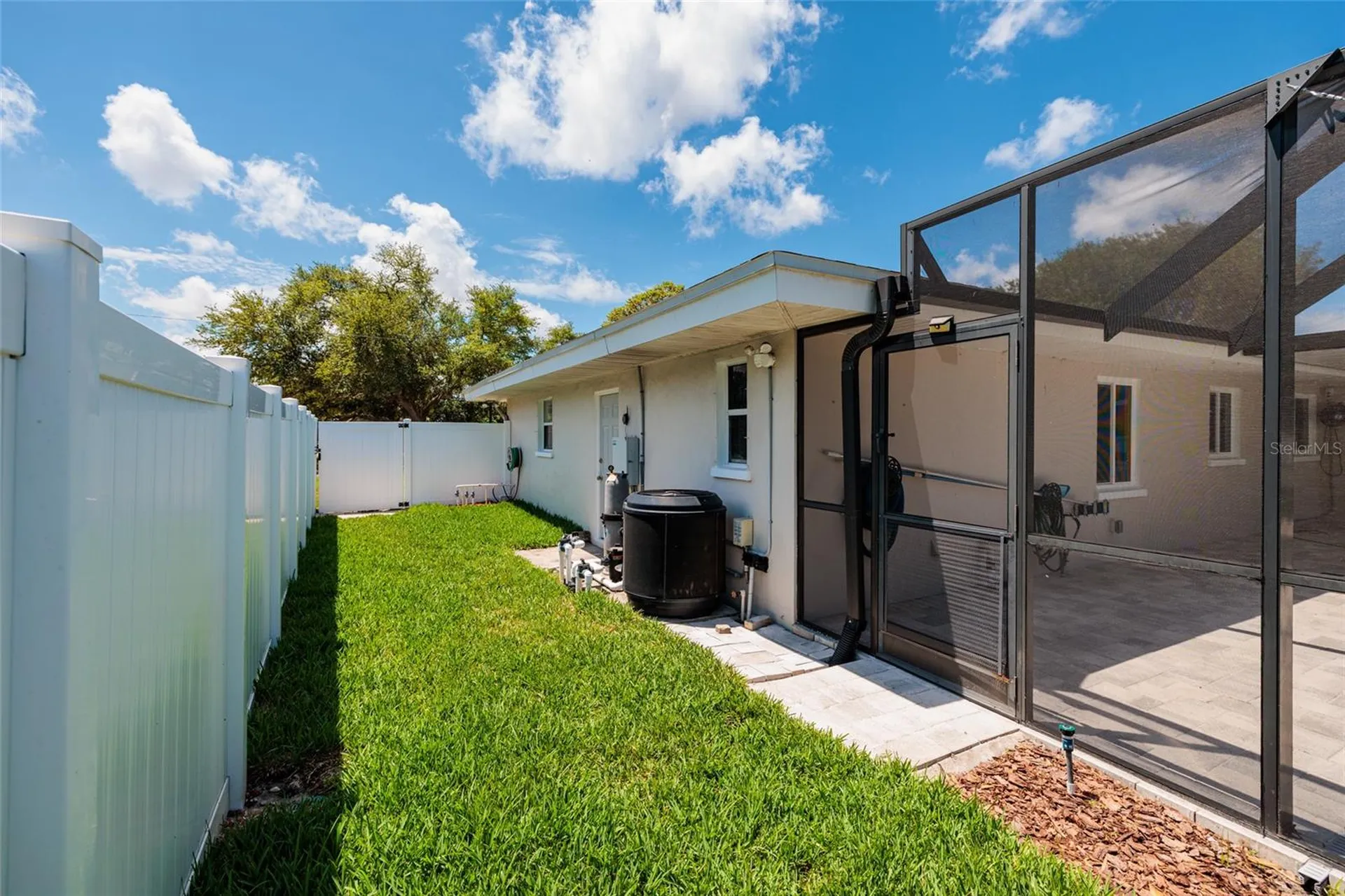 1732 Emerald Drive Clearwater FL 33756