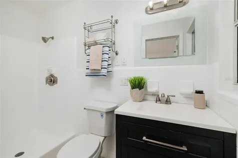 1732 Emerald Drive Clearwater FL 33756