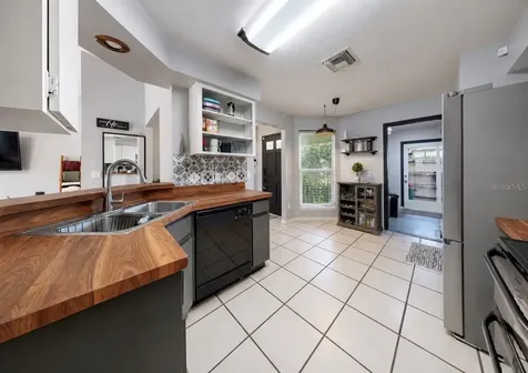 1125 Hardwood Drive Valrico FL 33596