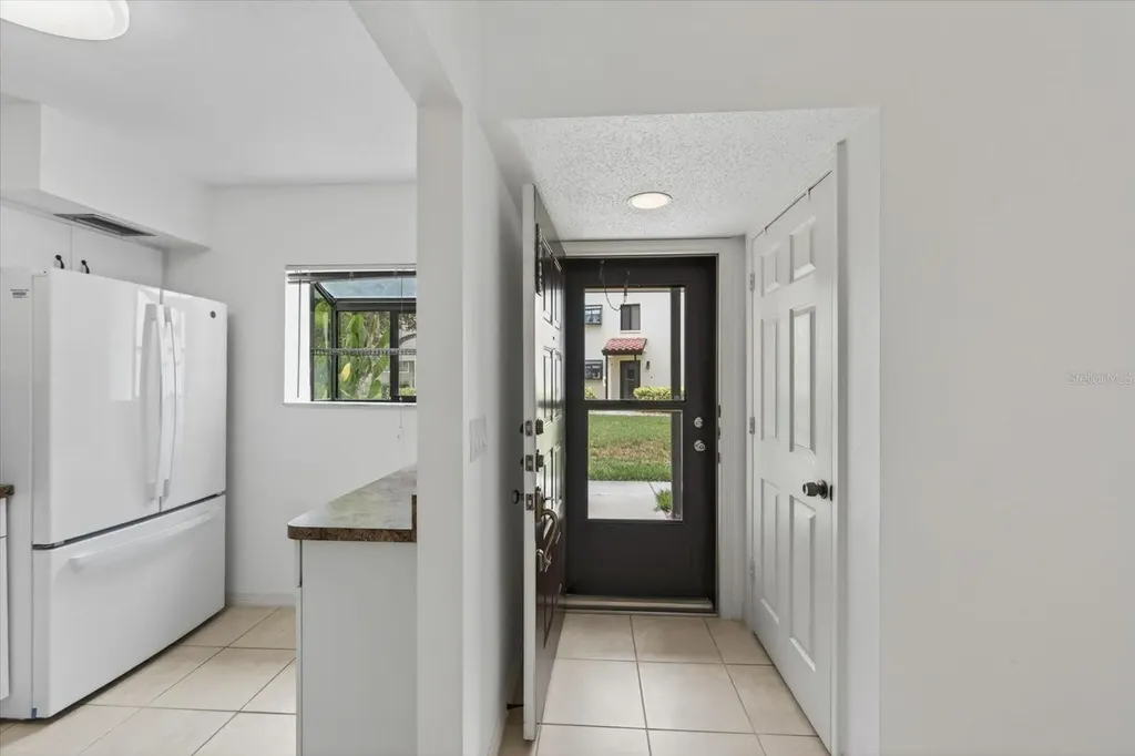 5735 Gardens Drive Sarasota FL 34243