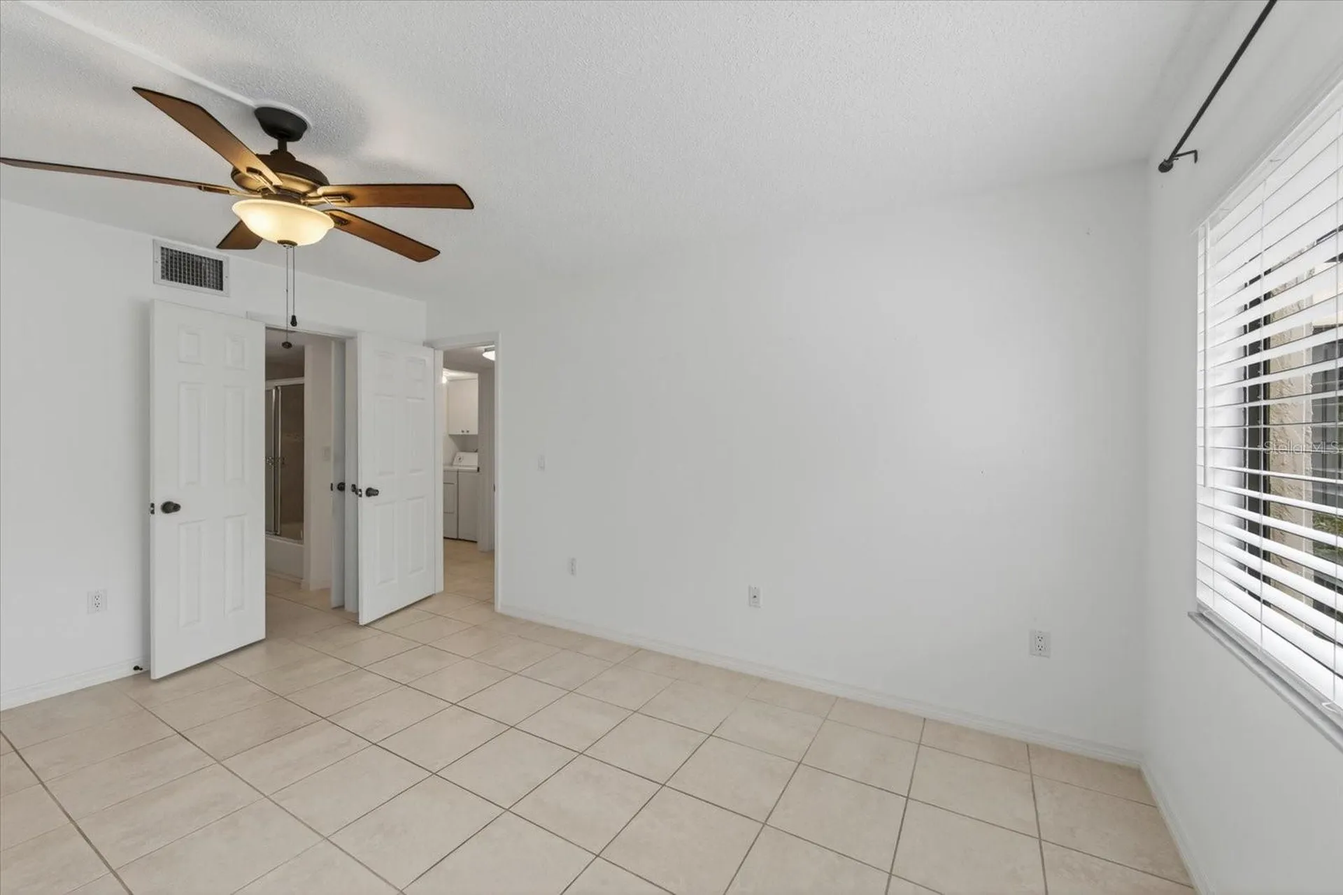 5735 Gardens Drive Sarasota FL 34243