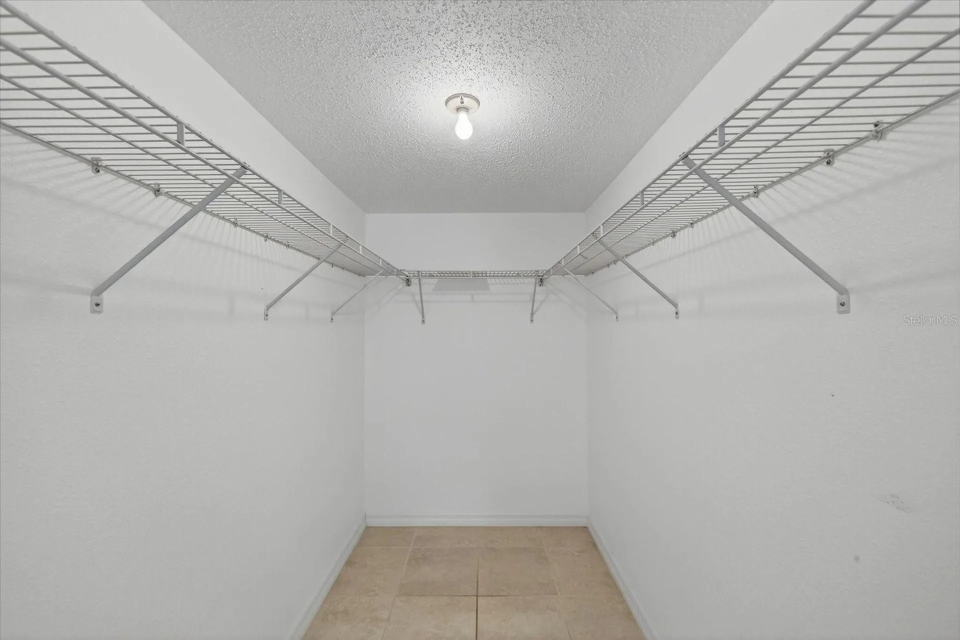 5735 Gardens Drive Sarasota FL 34243