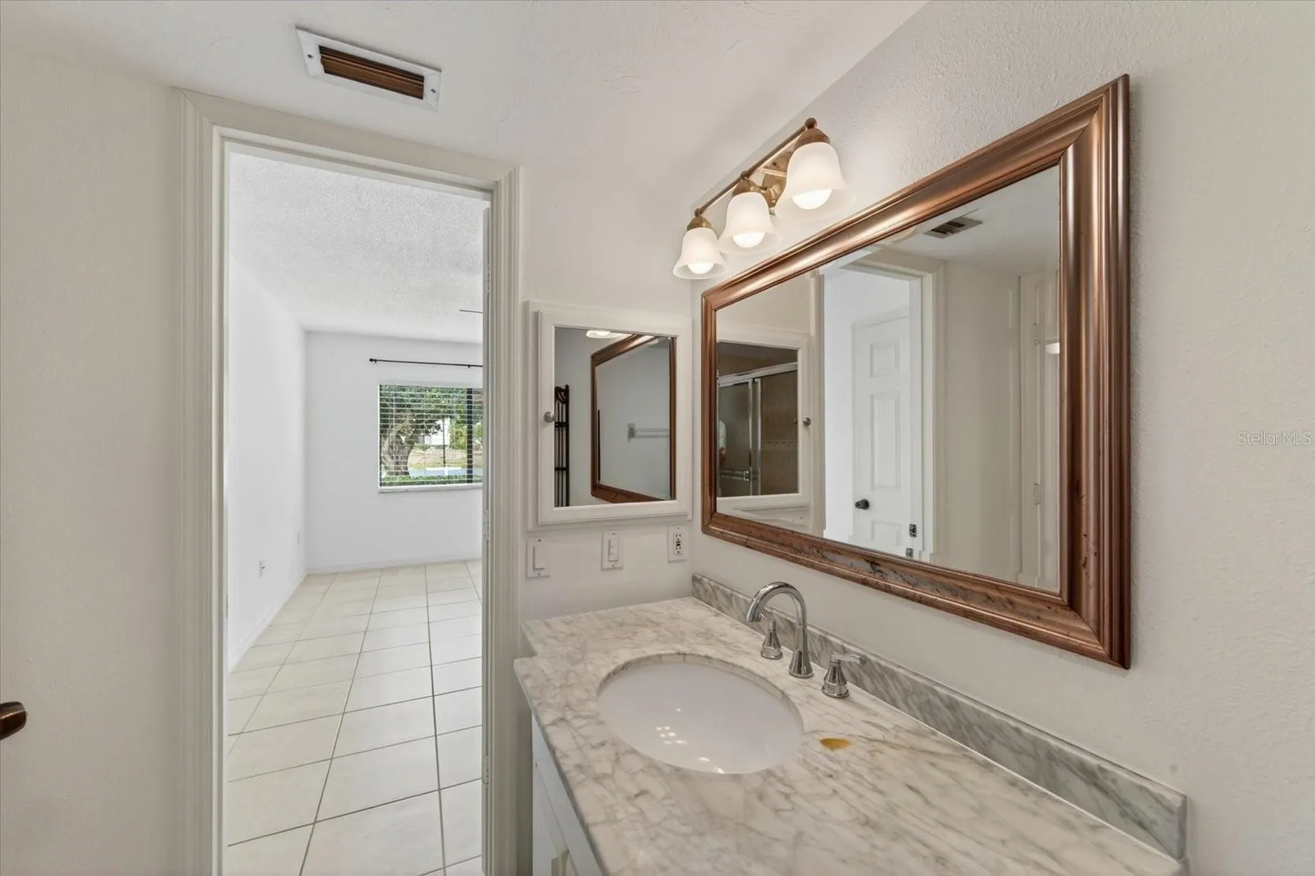 5735 Gardens Drive Sarasota FL 34243