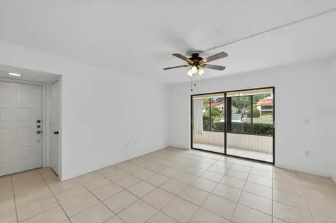 5735 Gardens Drive Sarasota FL 34243