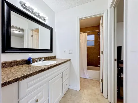 5507 Fountain Lake Circle Bradenton FL 34207