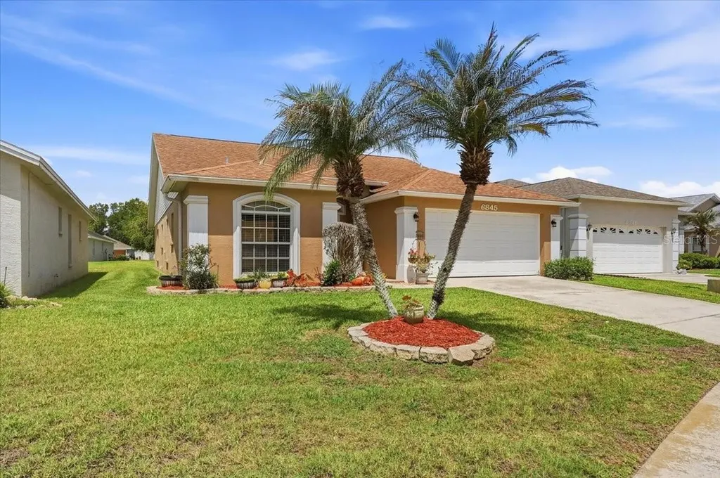 6845 Shimmering Drive Lakeland FL 33813