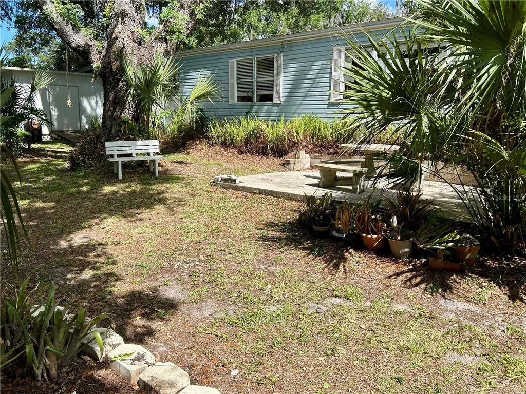 25646 Bass Road Astor FL 32102