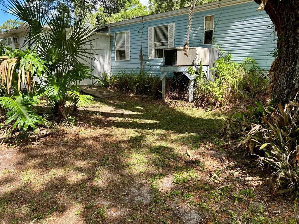 25646 Bass Road Astor FL 32102