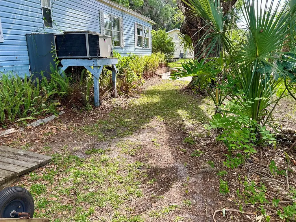 25646 Bass Road Astor FL 32102