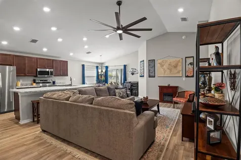 2008 Noble Drive Davenport FL 33837