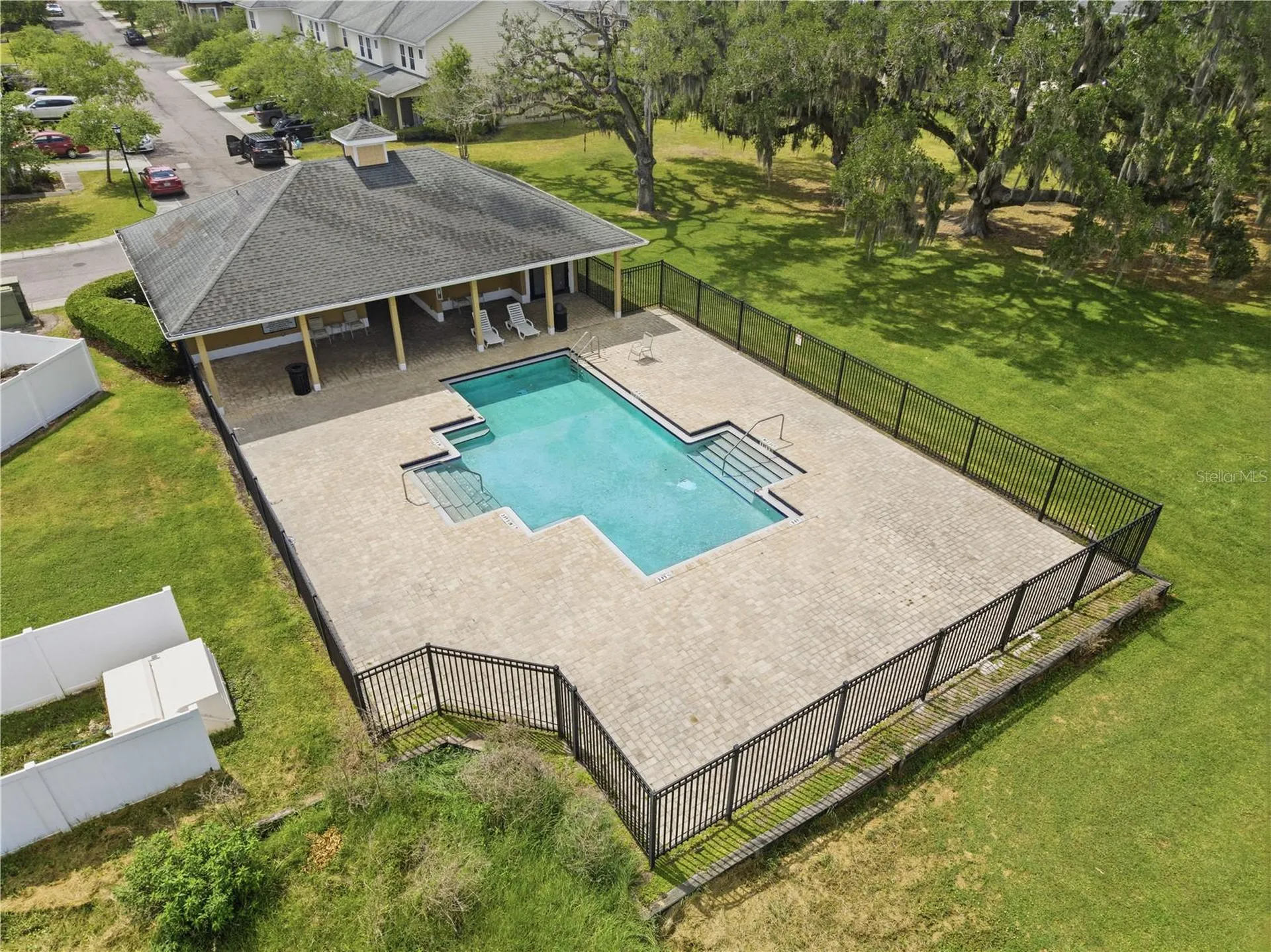 8208 Downpatrick Court Tampa FL 33610