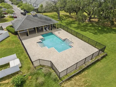 8208 Downpatrick Court Tampa FL 33610
