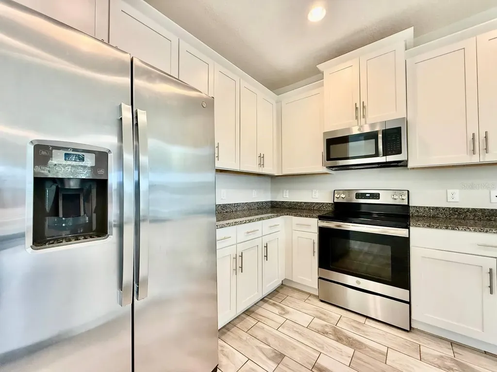 2951 W Cherry Street Tampa FL 33607