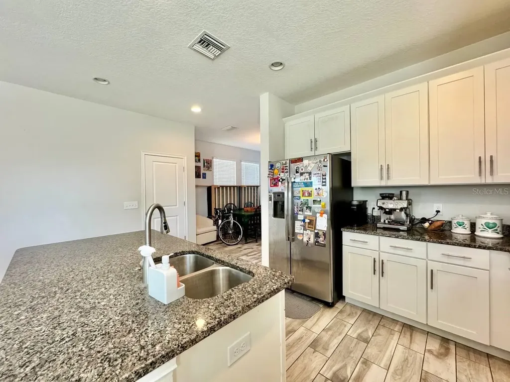 2951 W Cherry Street Tampa FL 33607