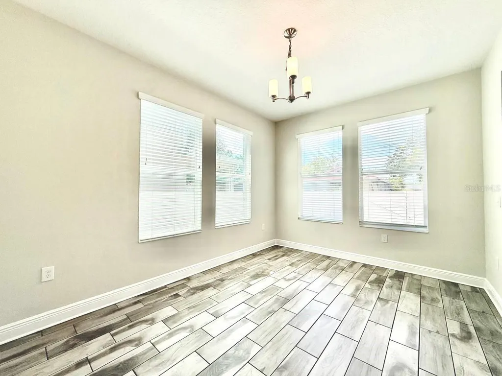 2951 W Cherry Street Tampa FL 33607