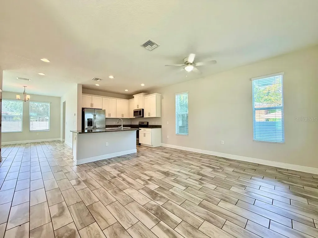 2951 W Cherry Street Tampa FL 33607