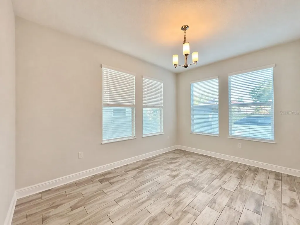 2951 W Cherry Street Tampa FL 33607