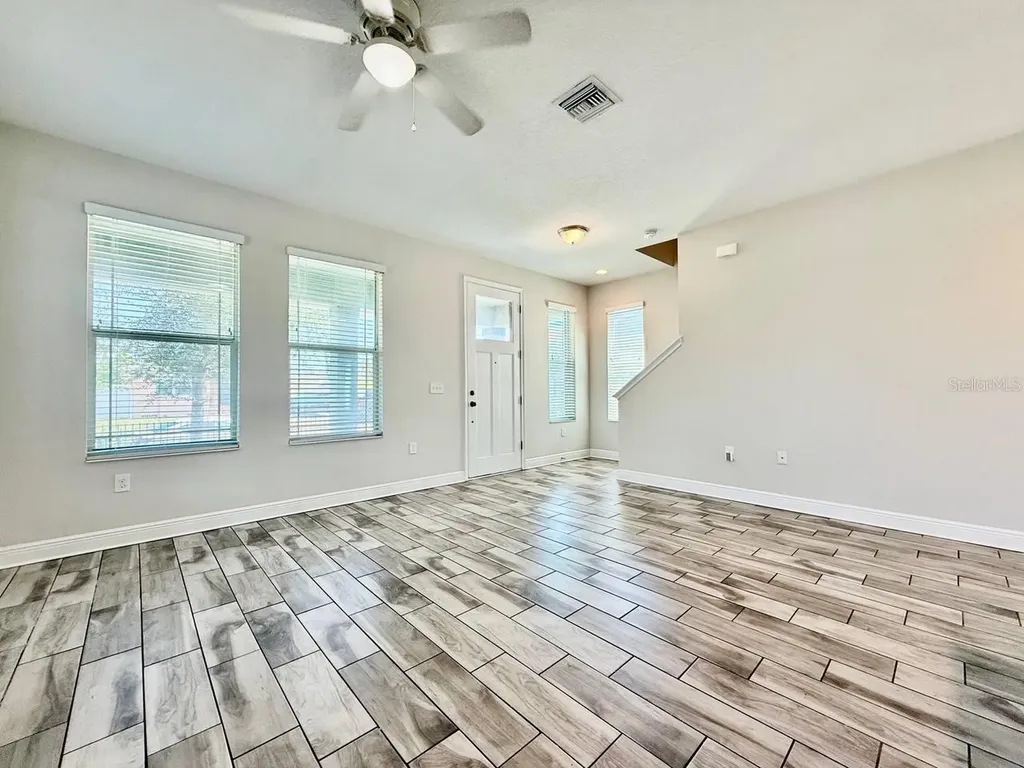2951 W Cherry Street Tampa FL 33607