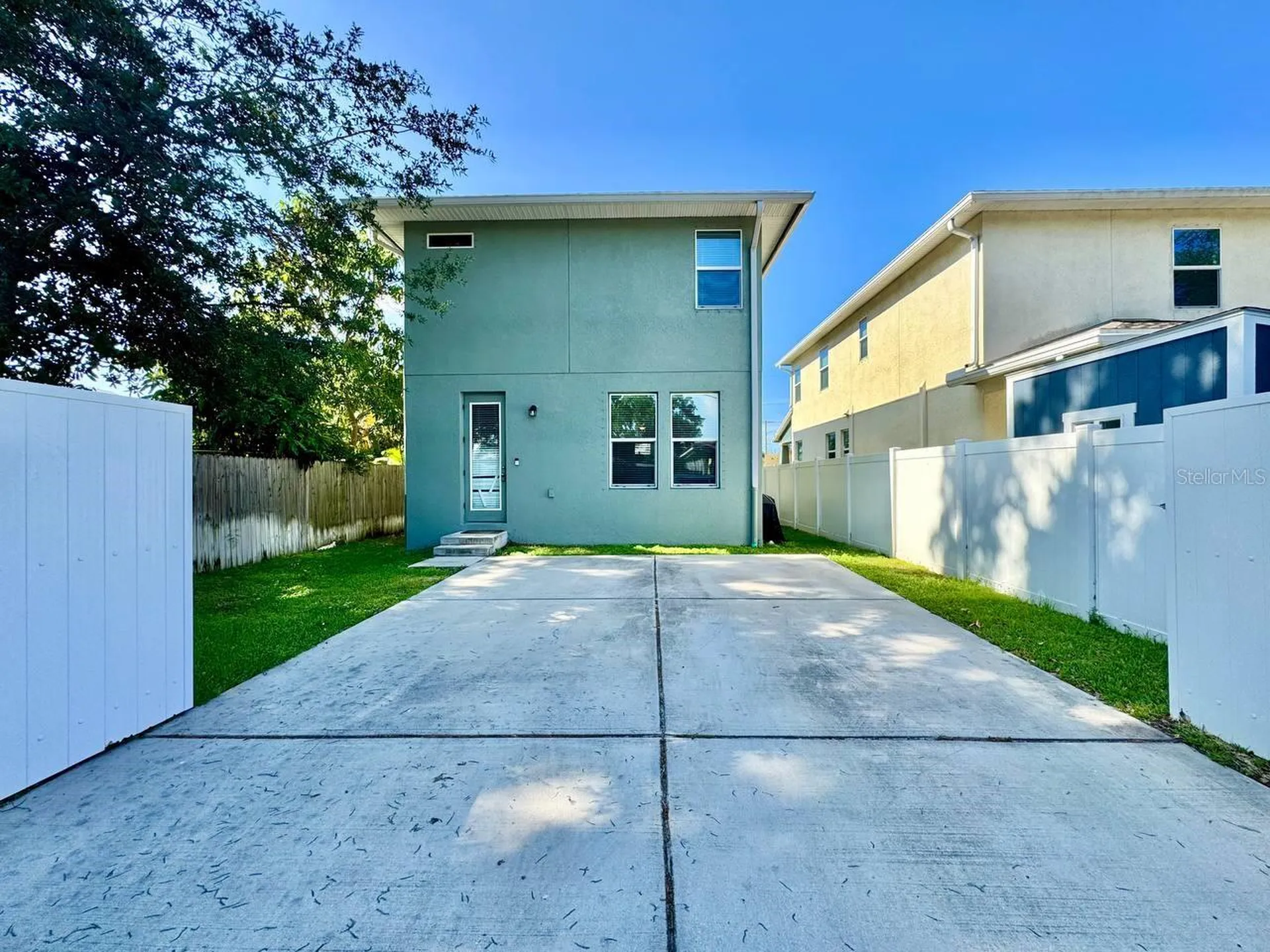 2951 W Cherry Street Tampa FL 33607