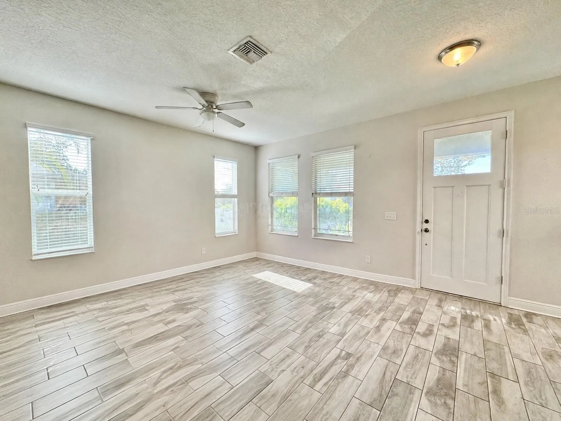 2951 W Cherry Street Tampa FL 33607
