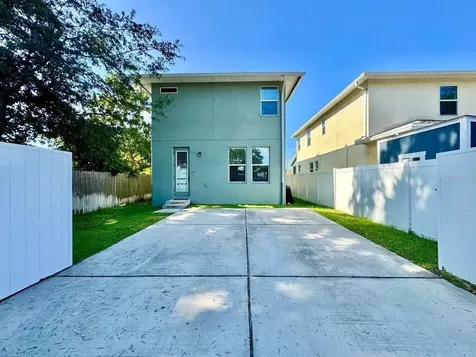 2951 W Cherry Street Tampa FL 33607