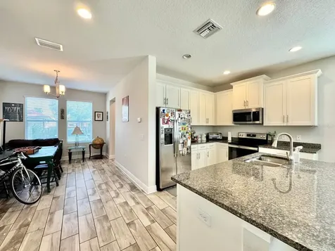 2951 W Cherry Street Tampa FL 33607