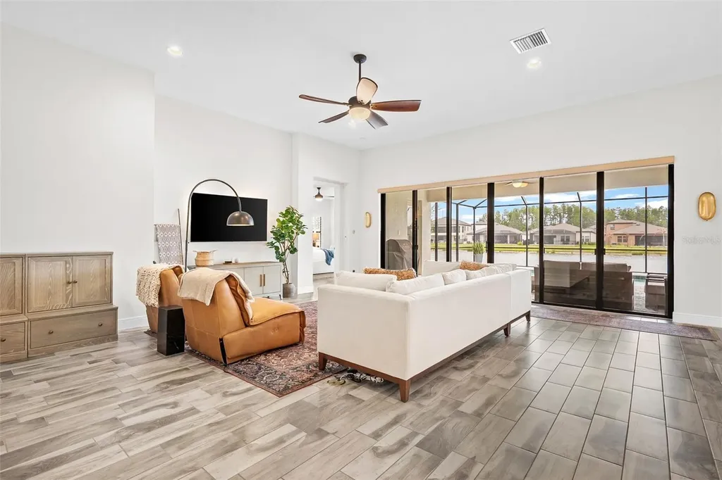 12630 Horseshoe Bend Drive Lithia FL 33547