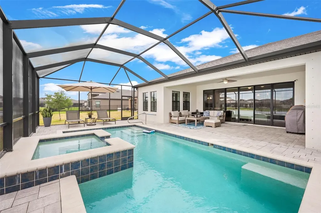 12630 Horseshoe Bend Drive Lithia FL 33547