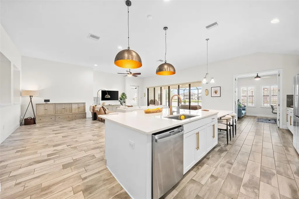 12630 Horseshoe Bend Drive Lithia FL 33547