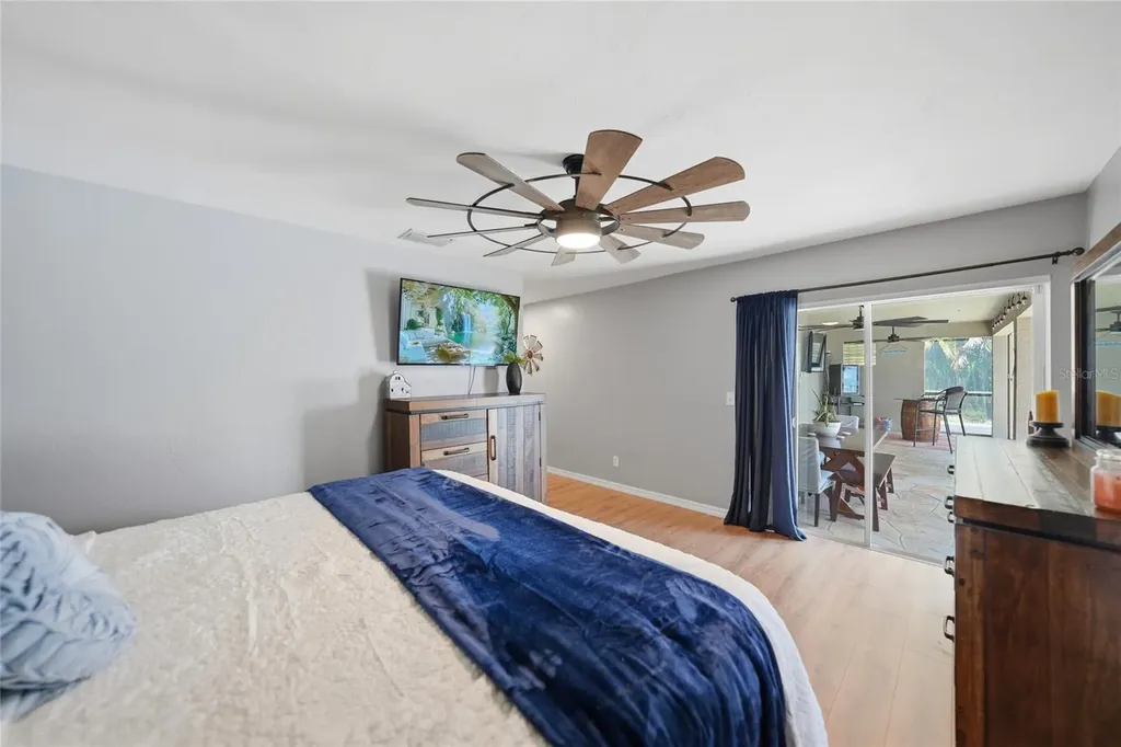 515 Gleason Parkway Cape Coral FL 33914