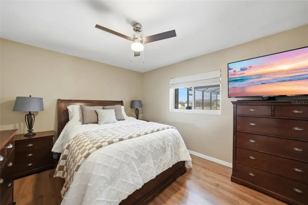 515 Gleason Parkway Cape Coral FL 33914