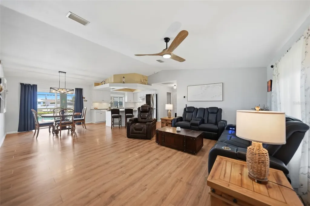 515 Gleason Parkway Cape Coral FL 33914