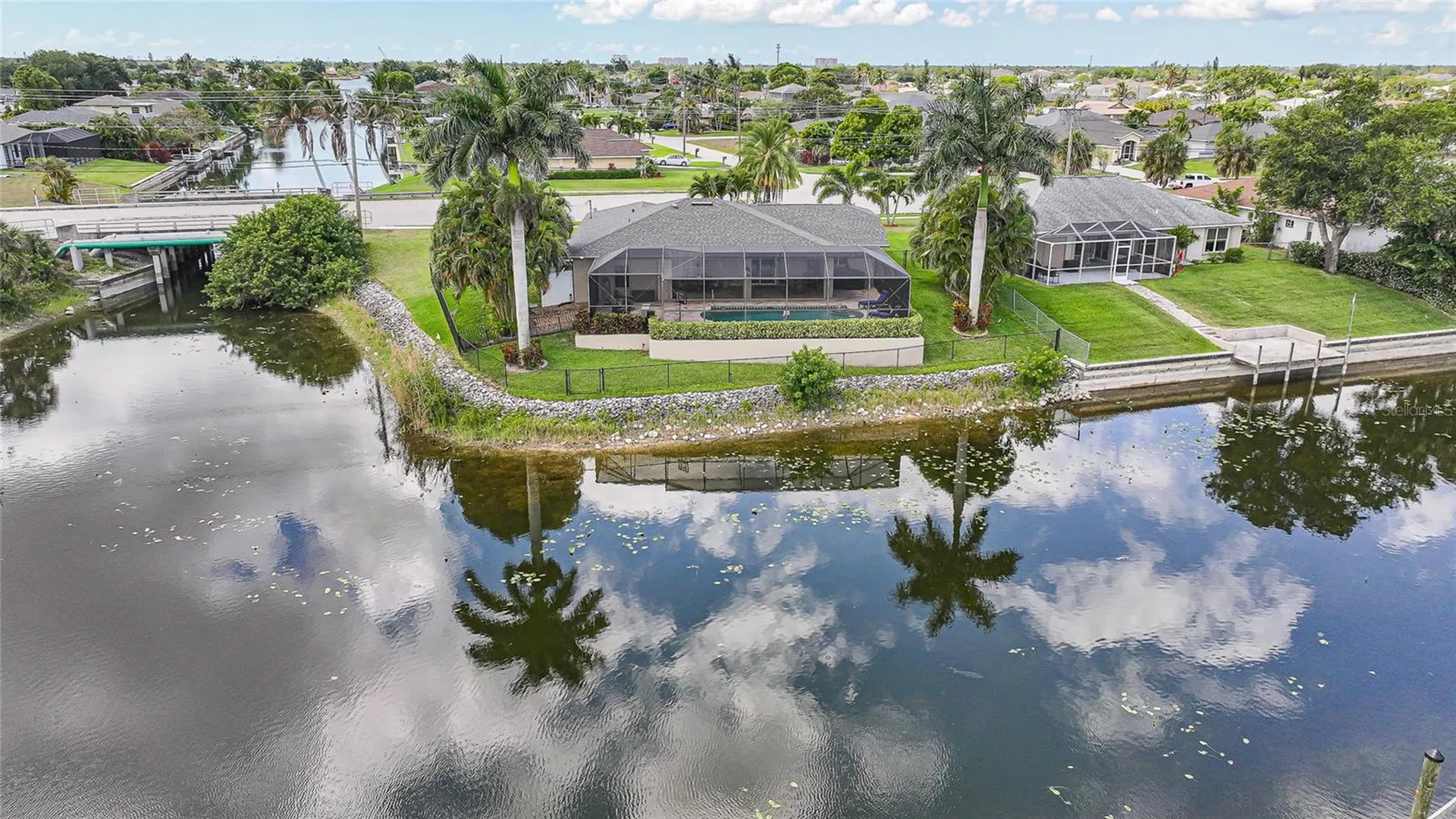 515 Gleason Parkway Cape Coral FL 33914