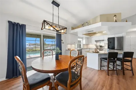 515 Gleason Parkway Cape Coral FL 33914