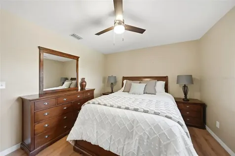 515 Gleason Parkway Cape Coral FL 33914