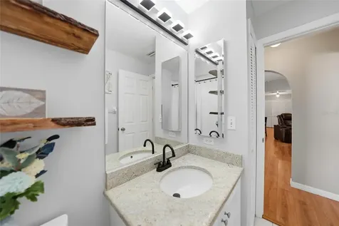 515 Gleason Parkway Cape Coral FL 33914