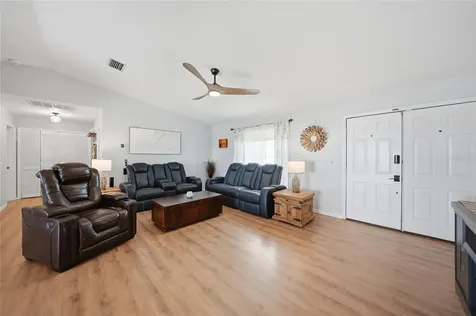 515 Gleason Parkway Cape Coral FL 33914