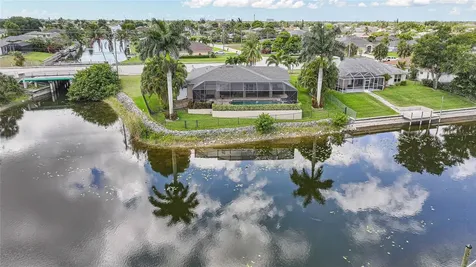 515 Gleason Parkway Cape Coral FL 33914