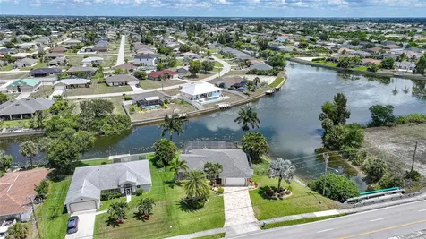 515 Gleason Parkway Cape Coral FL 33914